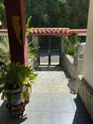 Imagen 11 de 13 de Vendo Casa 430m2 4h+s/4b/6p Colinas De Santa Monica 3940