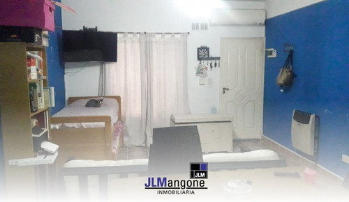 Imagen 4 de 8 de Departamento 2 Ambientes Con Cochera