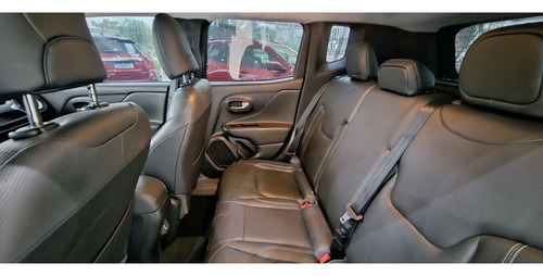 Jeep Renegade 1.8 16V FLEX LONGITUDE 4P AUTOMÁTICO