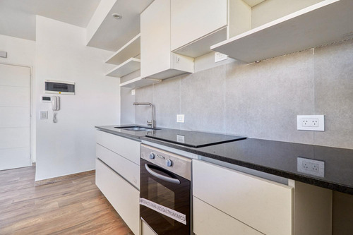 Venta Departamento 2 Ambientes Tigre Centro C Cochera