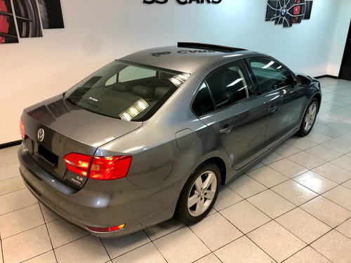 Volkswagen Vento 2.5 Luxury 170cv Tiptronic 2013
