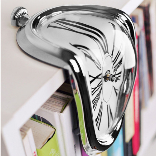 Relógio De Mesa Derretendo Plástico Retrô Decorativo