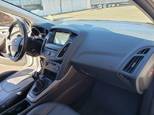 Ford Focus Se Plus 1.6 Manual 2017 4p De Santi Caminhões