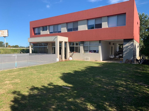 Imagen 26 de 28 de Casa En Venta En Los Ombues