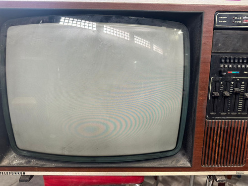 Tv Tele Modelo A - Televisor Alfanumérico A (Usado)