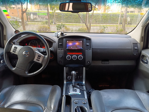 Nissan Pathfinder 2012