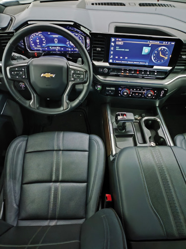 Chevrolet Silverado 5.3 High Country Cab. Dupla V8 4X4 Aut. 4P