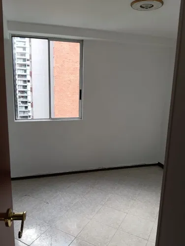 Apartamento En Venta En Loma De Los Bernal. Cod V12481