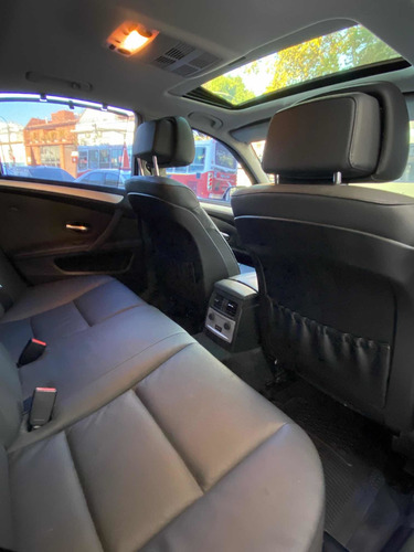 Imagen 9 de 15 de Bmw Serie 5 2010 3.0 530ia Executive Stept