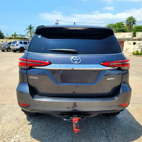 Toyota Fortuner Srv 2,4l Diesel 2022