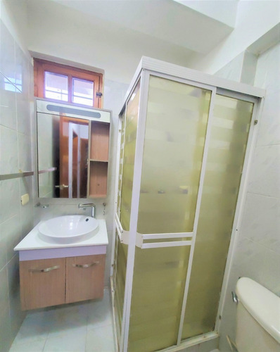 Imagen 16 de 17 de Espectacular Casa En Alquiler Vacacional En Isla Margarita En Av Aldonza Manrique De Playa El Angel A 2 Cuadras De Farmatodo