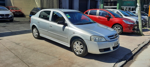 Imagen 2 de 9 de Chevrolet Astra 2007 2.0 Gl