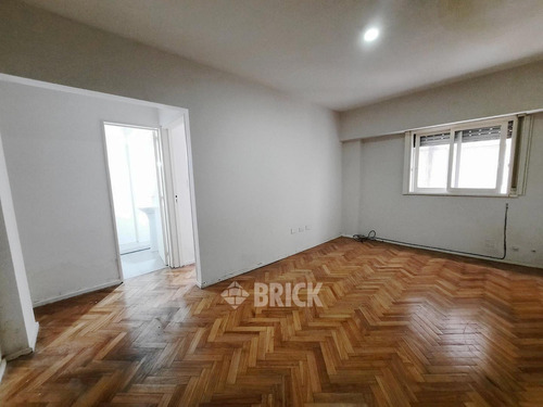 Suipacha Y Av. Cordoba - 36 M2 T/a Nuevo T/sol T/externo Apto Profesional