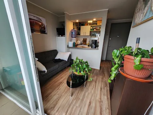 Departamento En Arriendo De 2 Dorm. En San Miguel