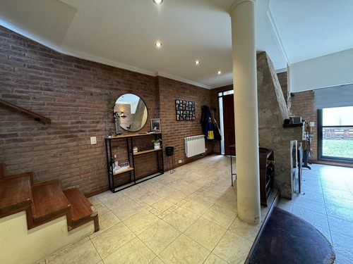 Casa En Venta En Zona Sur 3 Dormitorios