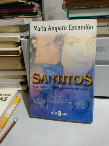 Santitos Maria Amparo Escandón Rp25 (Usado)