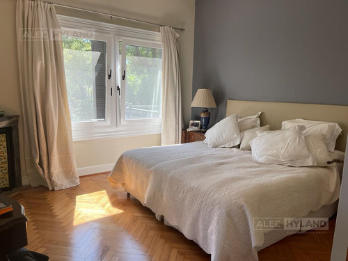 Excelente Chalet Inglés, En Alquiler Y Venta En Martínez, Vías A Libert