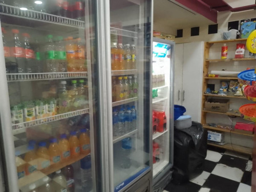 Maxikiosco En Esquina Incluye Mercaderia