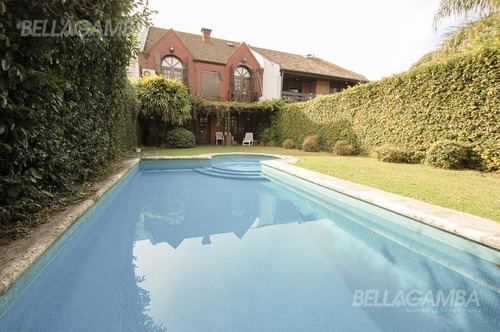 Imagen 1 de 25 de Hermosa Casa En Acassuso