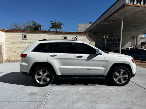 Jeep Grand Cherokee 5.7 Limited Lujo 4x2 Mt