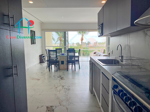 Pacífico Diamante Amarras 201. En Condominio Con Club De Playa. Con Terraza Y Bodega