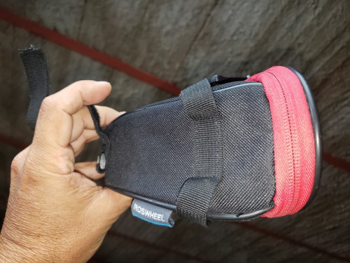 Imagen 3 de 5 de Roswheel Bolso Para Asiento O Silla De Bicicleta 1.2 Litros
