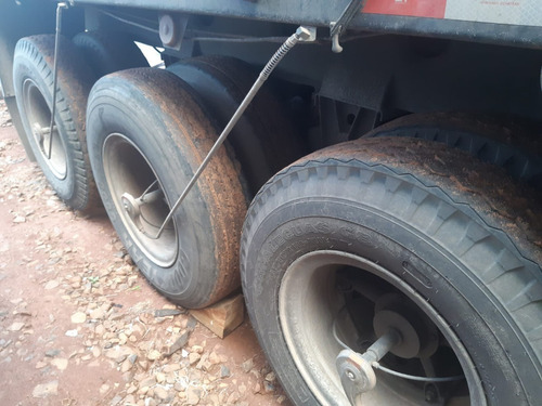 Imagem 6 de 17 de Carreta Randon Sr 1985 3 Eixos Graneleiro Com Pneus E Lona