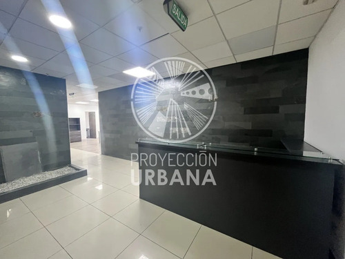 Metro Manquehue, Excelente Habilitación Amoblada, Pleno Nlc