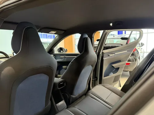 Volvo EX30 CORE E40