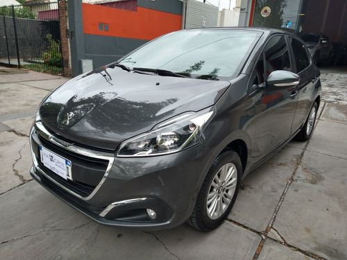 Peugeot 208 1.6 Allure 2018