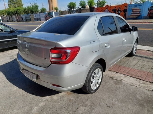 Imagem 4 de 6 de Renault Logan 1.6 Expression 2016
