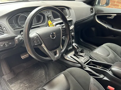 Volvo V40 2.0 T4 Drive-e R-design