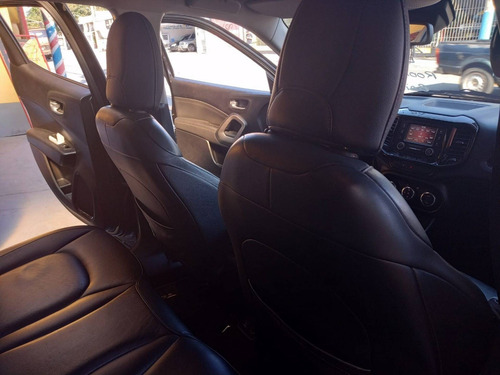 Imagem 11 de 15 de Fiat Toro 1.8 16v Evo Flex Freedom At6