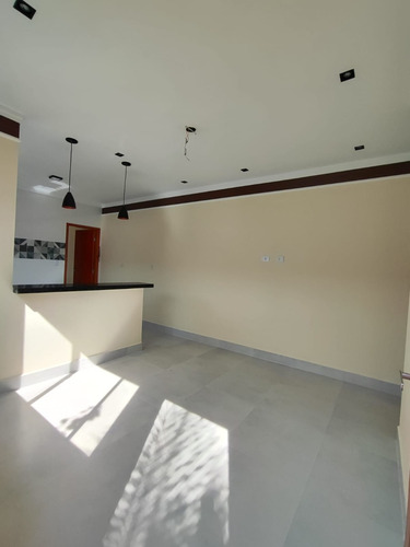 Casa Nova Com Piscina Próximo Da Praia.