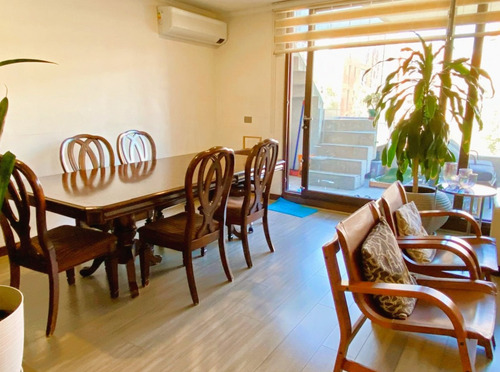 Terraza Y Quincho En Azotea, Estar Fam, Pasos De Portal, N/o