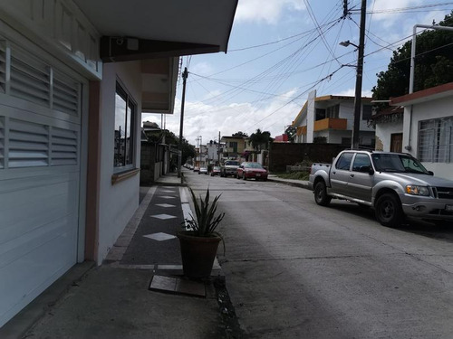 Renta Departamento Amueblado Una Recamara Col. Centro Tuxpan Veracruz