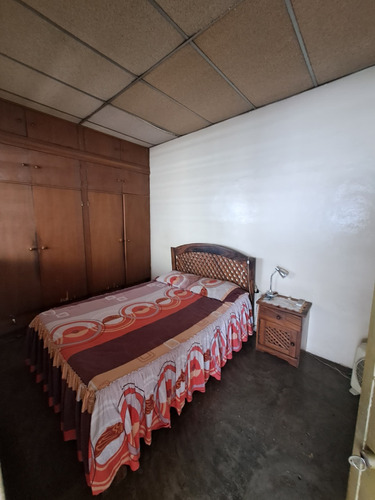Md Vende Casa En El Centro De Valencia, La Pastora