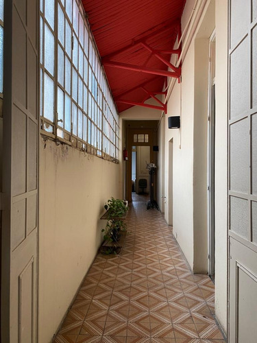 Excelente 1° Piso - Av. Cabildo Y Lacroze -
