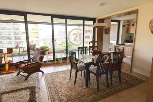 Moderno Departamento En Arriendo, 3 Dormitorios, El Golf,...