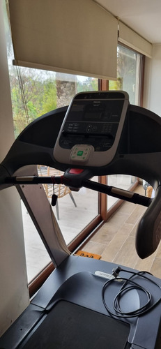 Trotadora Precor Funcionando En Buen Estado Y Muy Poco Uso (Usado)