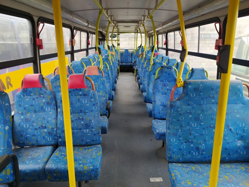 Imagem 6 de 10 de Onibus Urbano Motor Dianteiro Caio (comil/marcopolo/busscar)