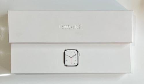 Apple Watch Series 7 - 41 Mm Gps - Starlight + 5 Pulseiras Prateado (Usado)