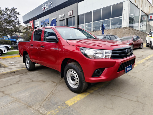 Toyota Hilux 2.4 DX TS DIESEL 4X4 DOB. CAB. EURO6 MT 4P
