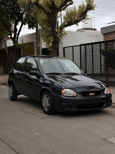 Chevrolet Corsa Classic 1.6 Gl 3p