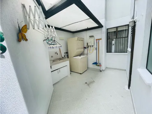 Apartamento En Venta En Laureles