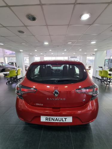 Imagen 3 de 17 de Renault Sandero 1.6 Life Stock Fisico Jm