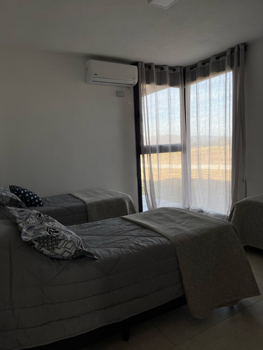 Alquiler Temporal / Venta Casa En Barrio Privado Puerto Del Águila - Lago Los Molinos