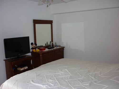Imagen 10 de 12 de Apto La Tahona Tlfns: +58 4144151940 Y +58 4142240205