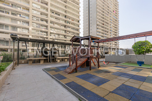 Depto 2d/2b Metro Las Torres