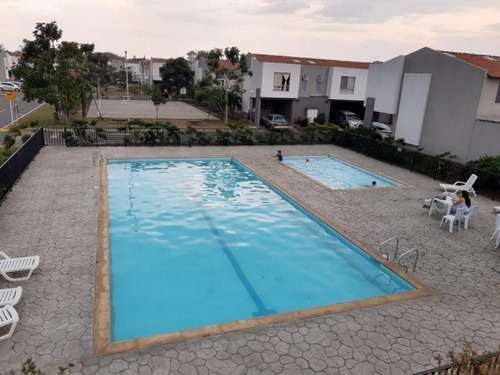 Imagen 1 de 20 de Alquilo Excelente Casa En Condominio En Ciudad Country
